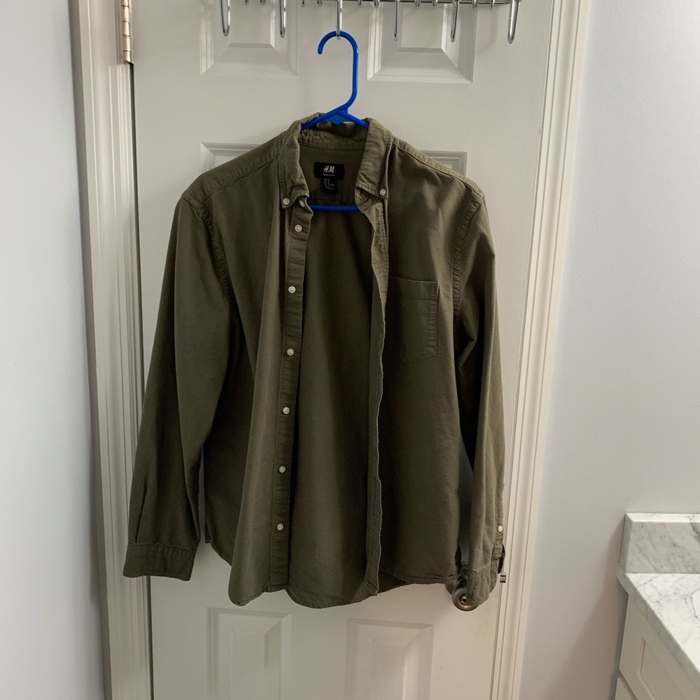 H&M Large Olive Green Button Down Oxford